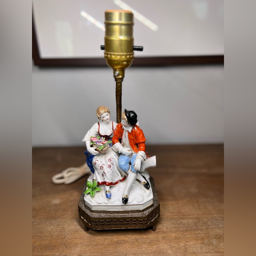 Vintage Porcelain Courting Couple Boudoir Table Lamp Figural Dresden Victorian